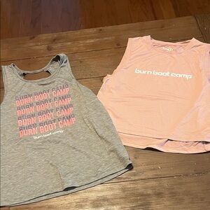 2 pc women’s workout top sz medium